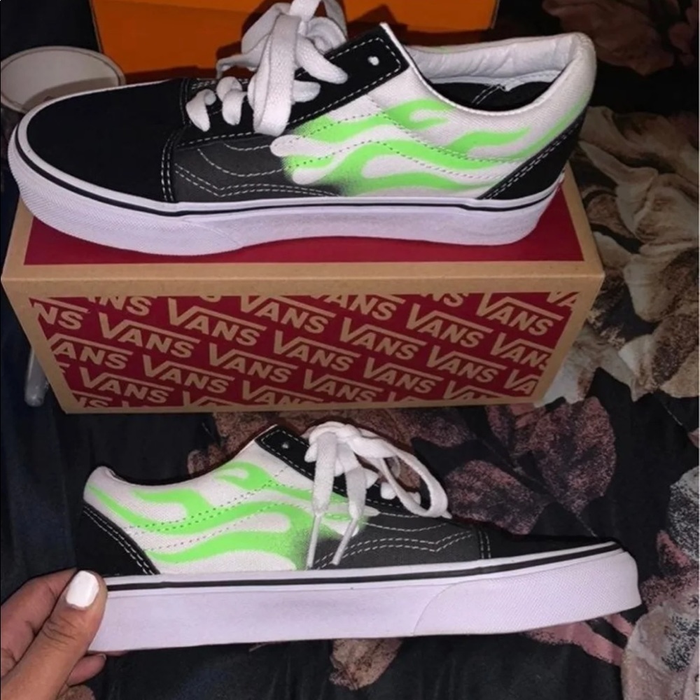 Like green flame VANS